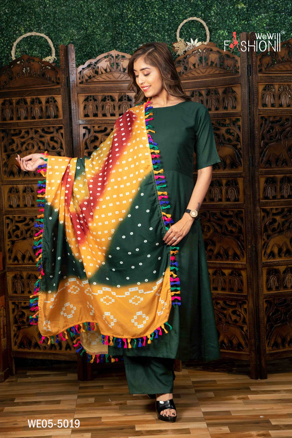 Simple Kurti With Printed Dupatta