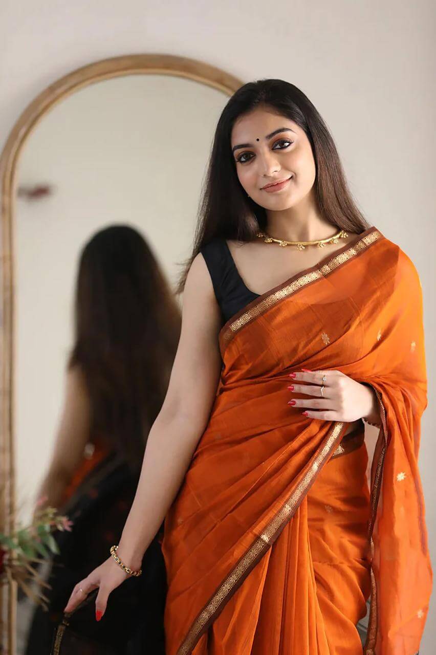 Women's Kanjivaram Soft Cotton Linen Silk Saree With Blouse Piece